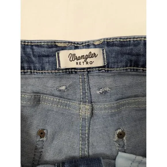 Women's Wrangler Retro Mae Mid-Rise Bootcut Jeans Size 31/11 X 32 - Picture 4 of 7